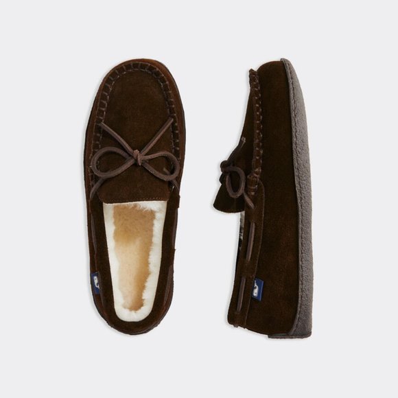 Vineyard Vines | Shoes | Vineyard Vines Classic Suede  display picture 1